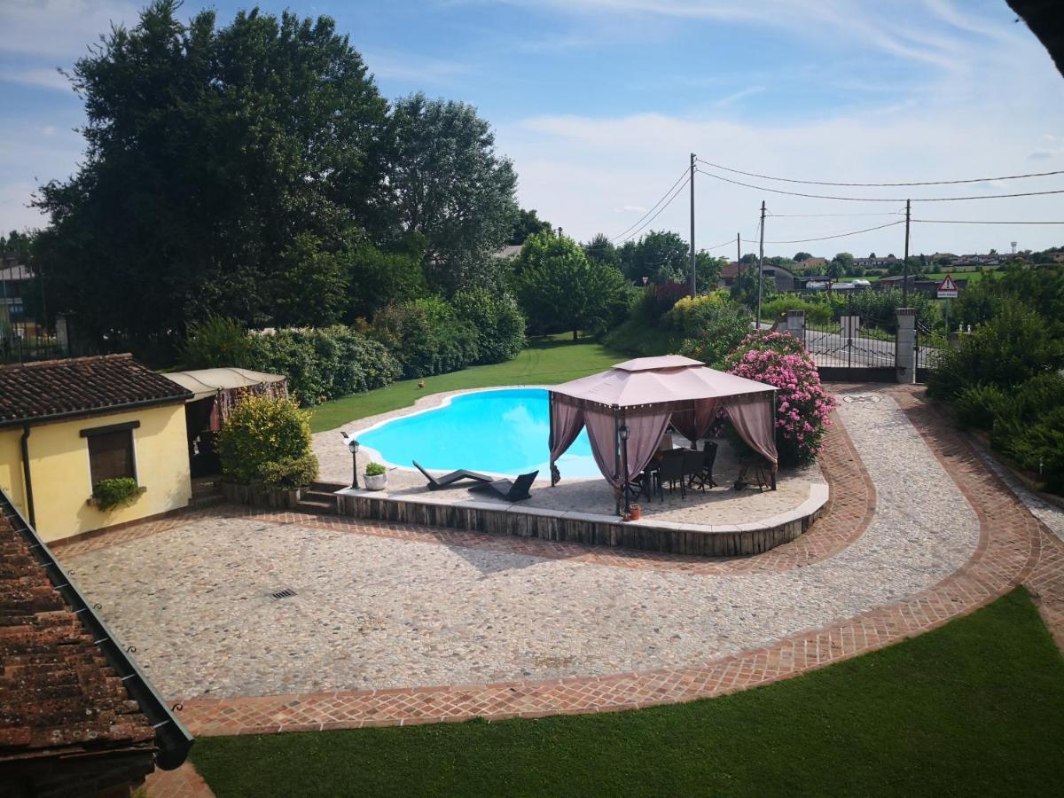 B&B Il Martin Pescatore Bagnolo San Vito Kültér fotó