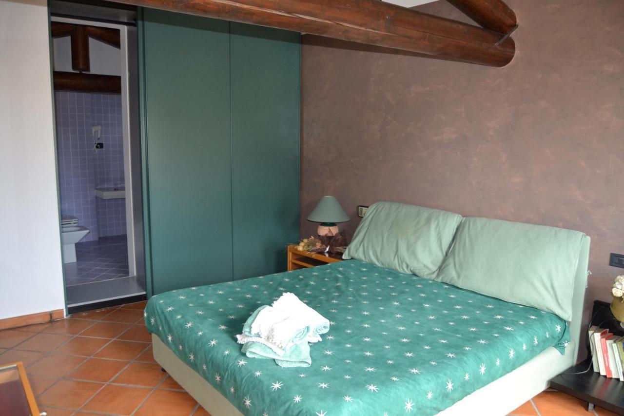 B&B Il Martin Pescatore Bagnolo San Vito Kültér fotó
