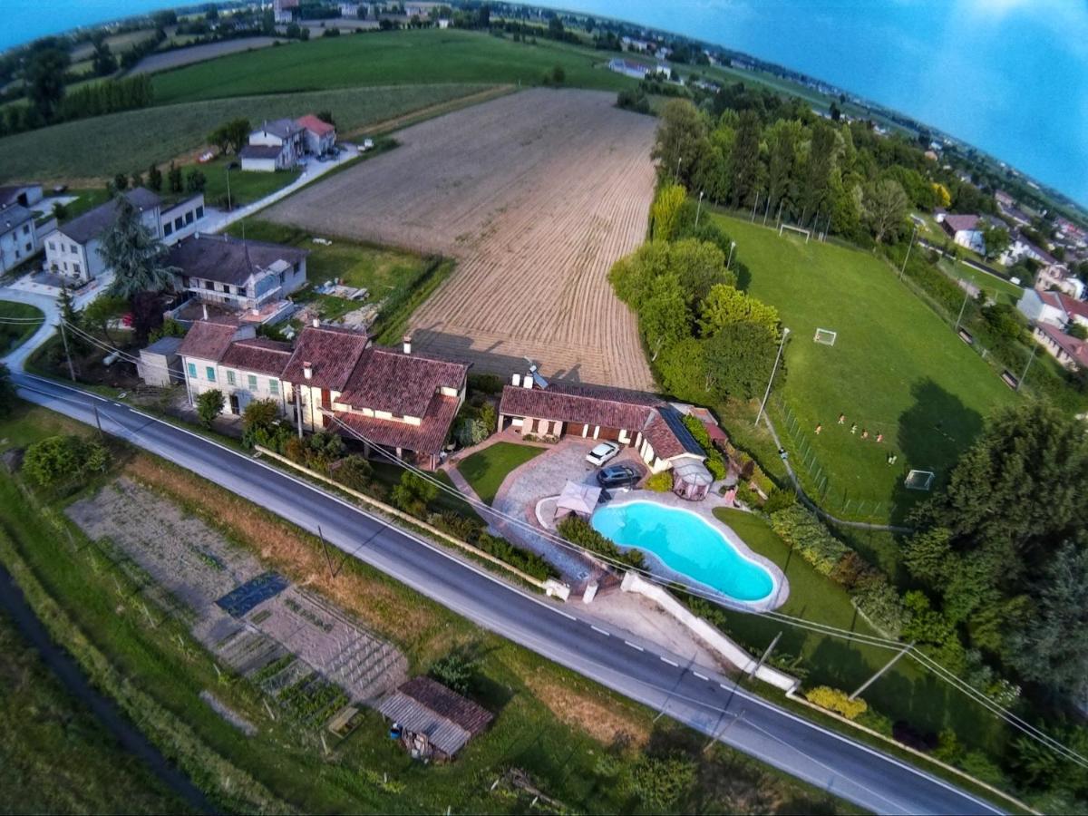 B&B Il Martin Pescatore Bagnolo San Vito Kültér fotó